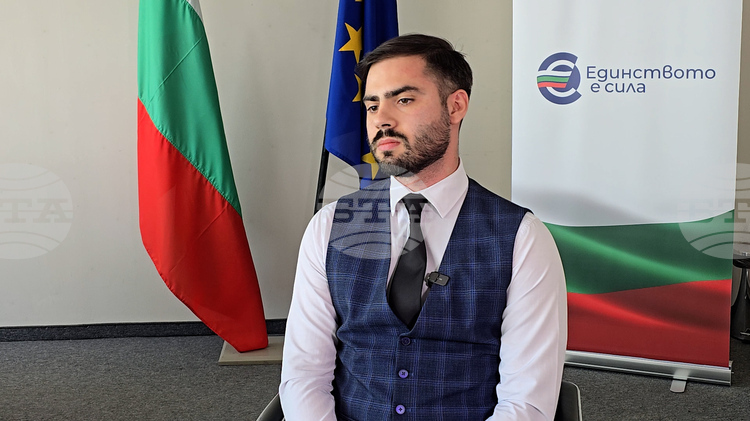 Като година на градивни промени и мащабни проекти определя областният