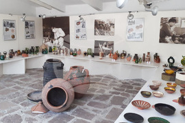 Село Бусинци - "Послания върху глина" – изложба