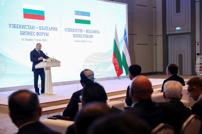 В Узбекистан е постигнат огромен напредък във всички области и съм абсолютно сигурен, че ще продължим да работим заедно, заяви Румен Радев