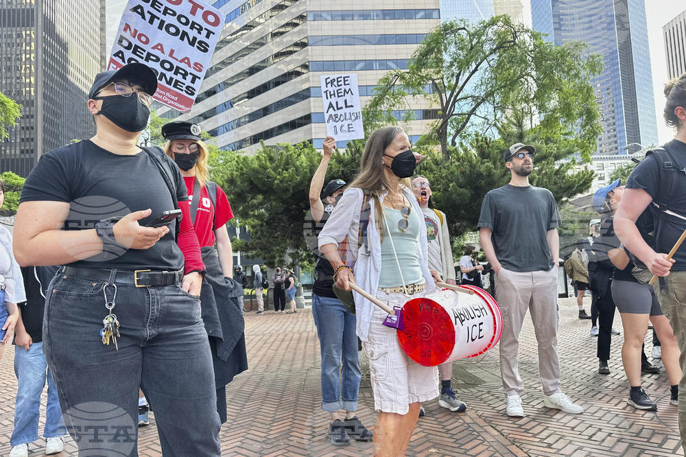 US Immigration Court Arrests