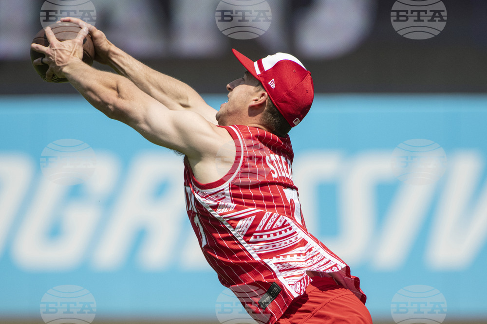 Reds Guardians Baseball