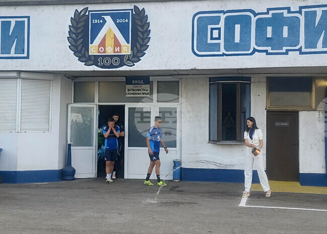 Левски започна подготовка с 20 играчи, двама нови и млад вратар