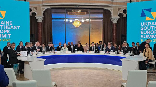 Zelenskyy Thanks Bulgaria's PM for Participating in Ukraine-Southeast Europe Summit