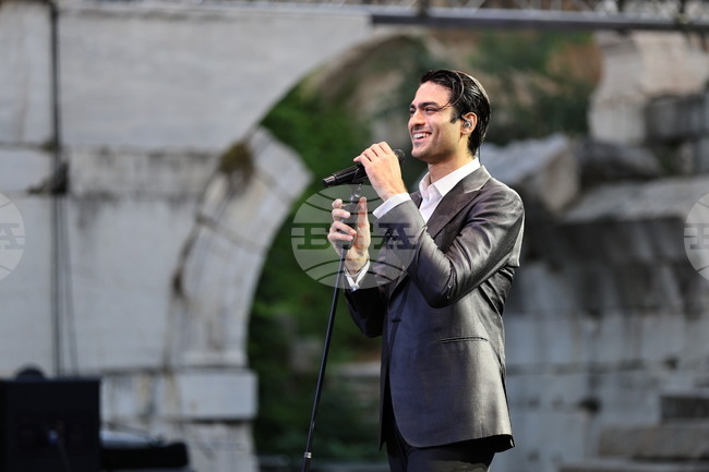 Матео Бочели изправи на крака публиката в Античния театър в Пловдив