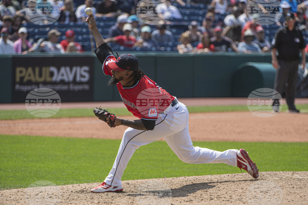 Reds Guardians Baseball