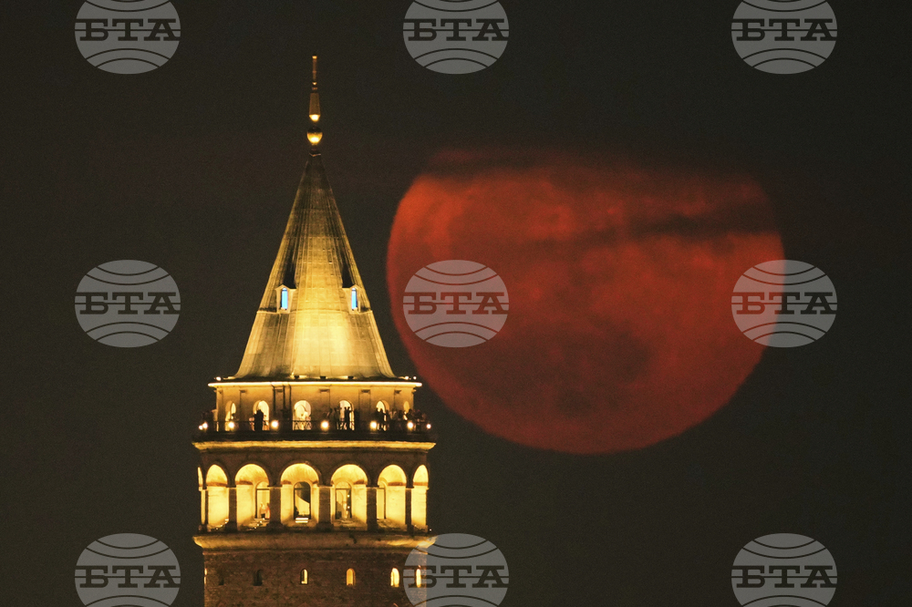 APTOPIX Turkey Full Moon