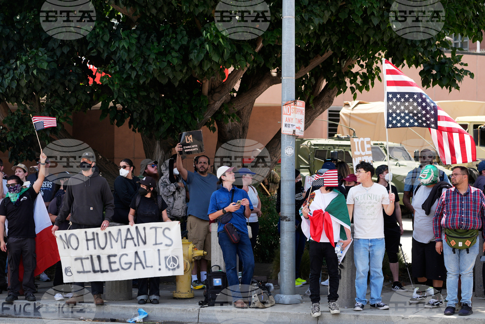 Immigration Raids Los Anglees