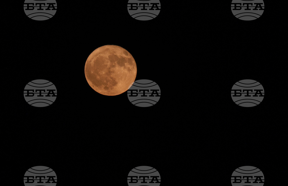 Ягодова луна - пълнолуние