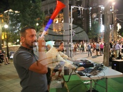 Сърбия - палатков лагер