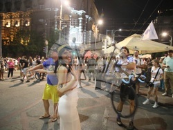 Сърбия - палатков лагер