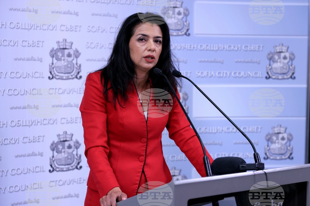 Наредбата за общинските жилища не решава проблеми, тя създава проблеми, каза Ваня Григорова 