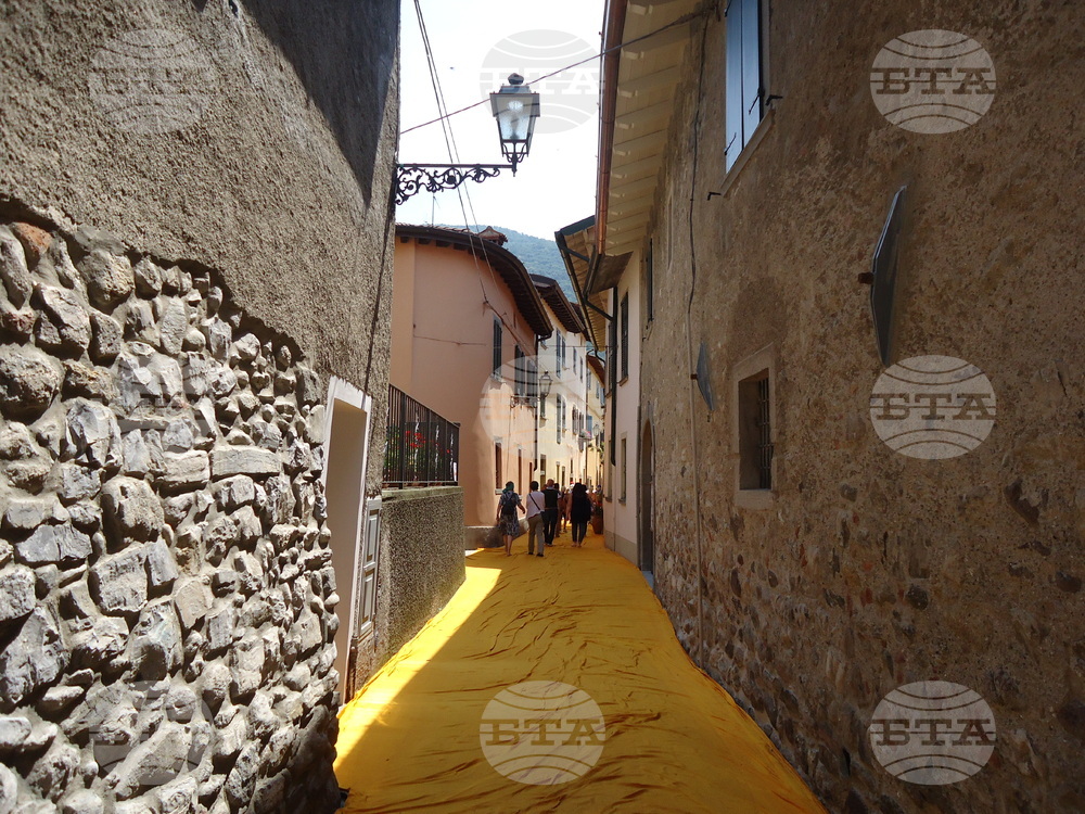 Инсталация на Кристо - „Плаващите кейове“