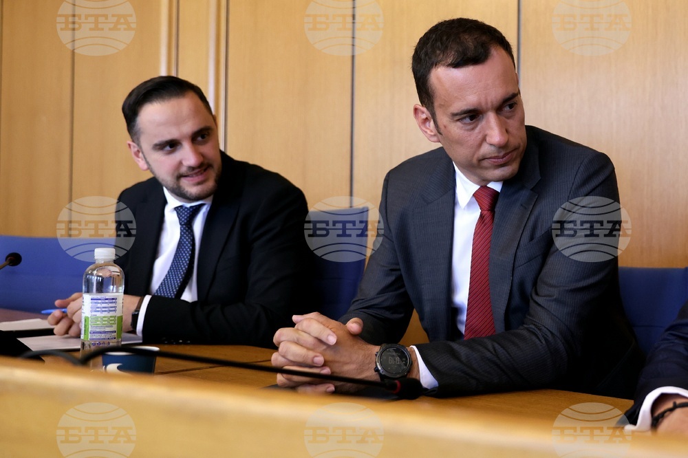 Кметът на София Васил Терзиев свиква срещи с всички групи в Столичния общински съвет във връзка с бюджета 