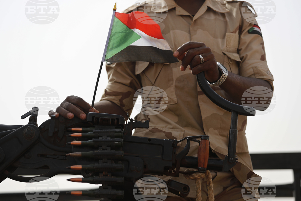 Най-малко 64 души, включително деца, са загинали при удар по болница в Судан, съобщи Световната здравна организация