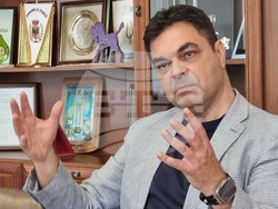 Димитровград - Иво Димов - пресконференция. Снимка: Кореспондент на БТА в Хасково Николай Грудев