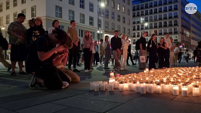Бдения се провеждат във Виена в памет на загиналите след атаката в училище в австрийския град Грац 