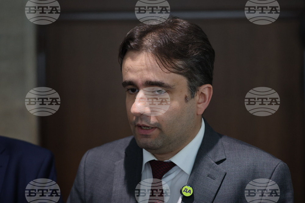 Народно събрание - „Продължаваме Промяната - Демократична България" - брифинг