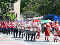 Монтана - младежки гвардейски отряд - знаме - освещаване