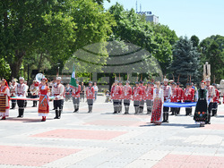 Монтана - младежки гвардейски отряд - знаме - освещаване
