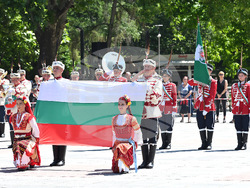 Монтана - младежки гвардейски отряд - знаме - освещаване