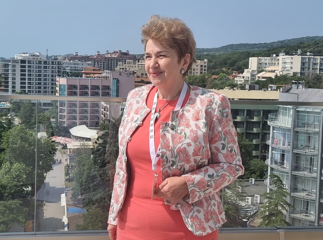 Най-важното за българския туризъм е рекламата, заяви Меглена Плугчиева