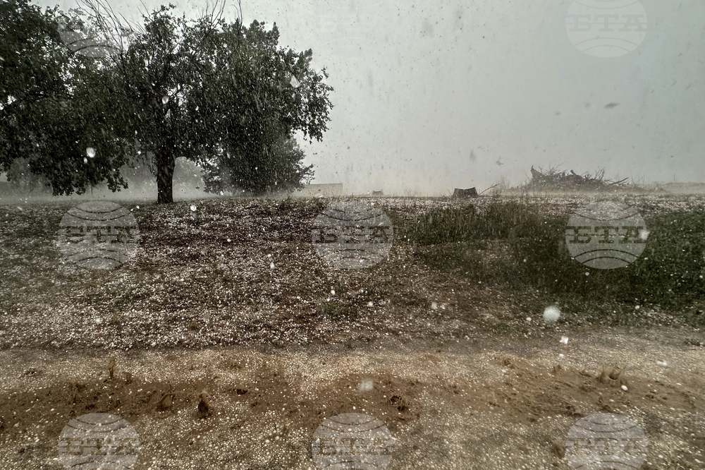 Climate Hail Chasing