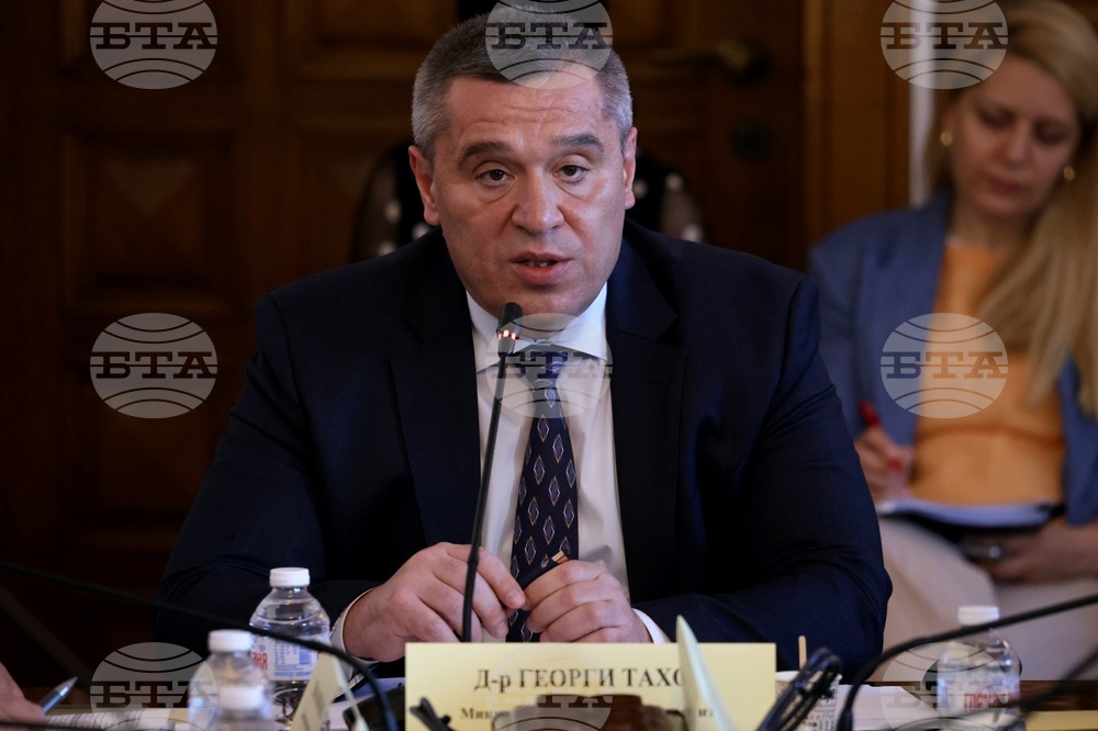 Министрите на земеделието, на енергетиката и на околната среда постигнаха консенсус за количеството вода, което ще се използва за напояване у нас през юли