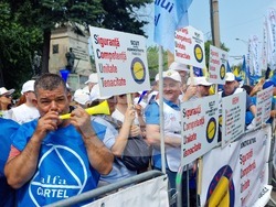 Румъния - Букурещ - протест - синдикати