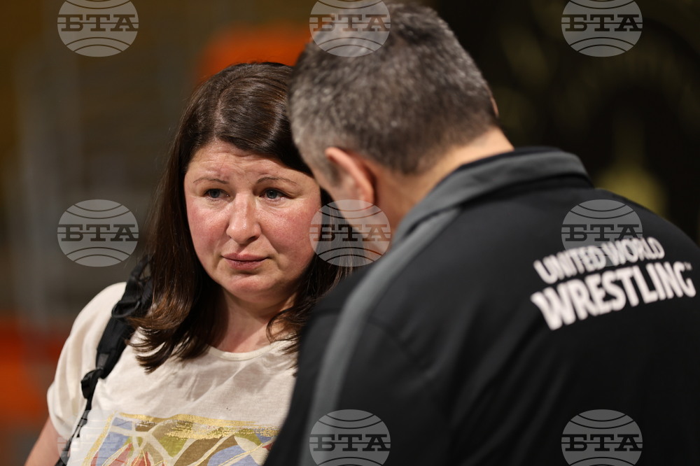 Юнак Локомотив (Русе) спечели отборната титла при жените на държавното първенство по борба в Пловдив