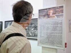 Бургас - 70 години от рождението на Руси Стоянов - изложба