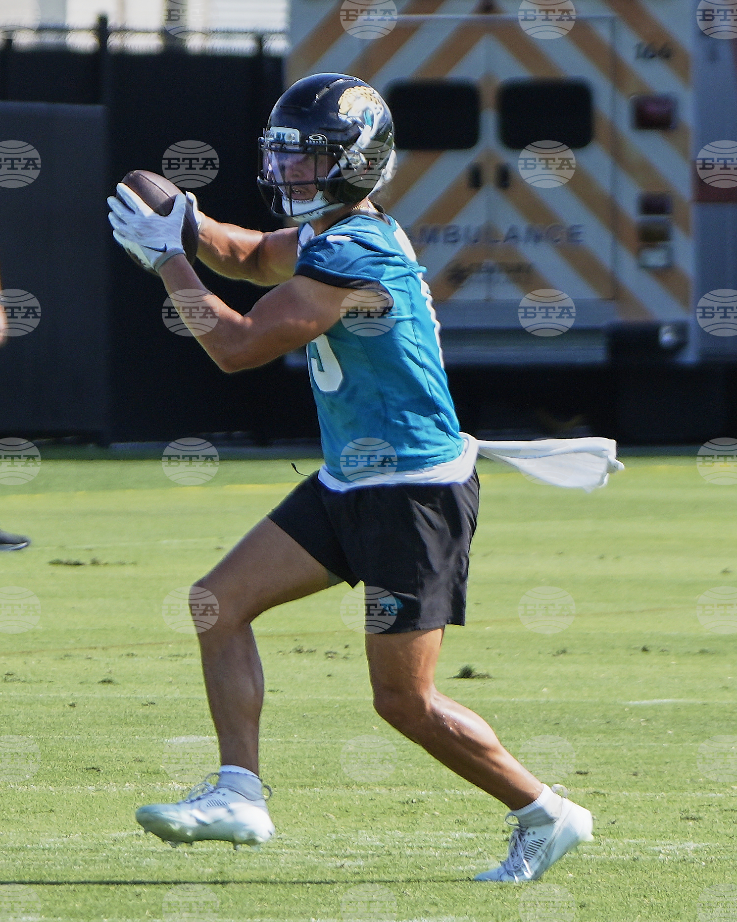 CORRECTION Jaguars Football