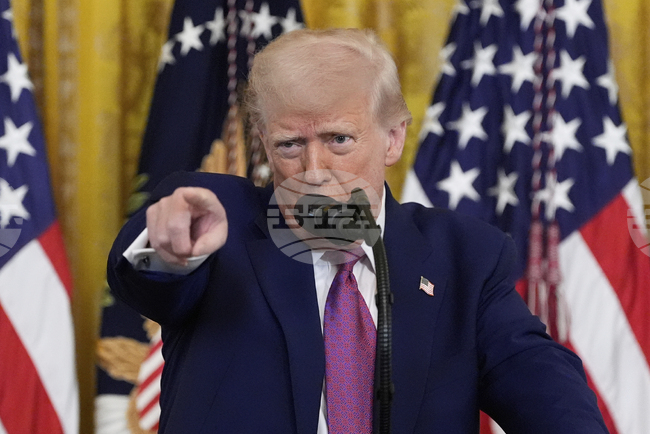 Тръмп заяви, че Израел не трябва да нанася удар по Иран, тъй като споразумението относно иранската ядрена програма е близо до постигане