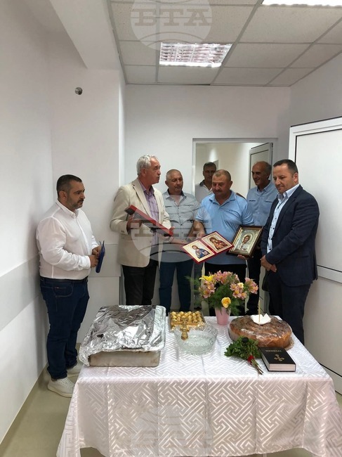 В Кресна осветиха ремонтирания Спешен център