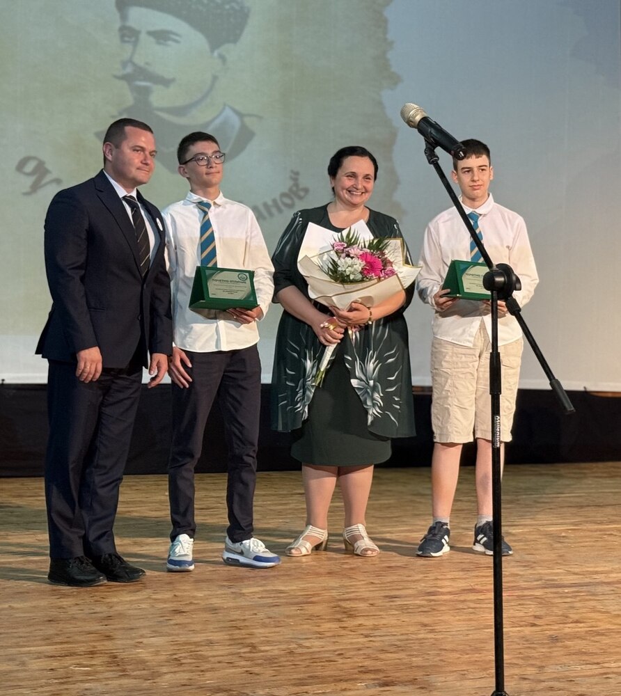 Община Русе: ОУ „Олимпи Панов“ отпразнува шест десетилетия знание и успех