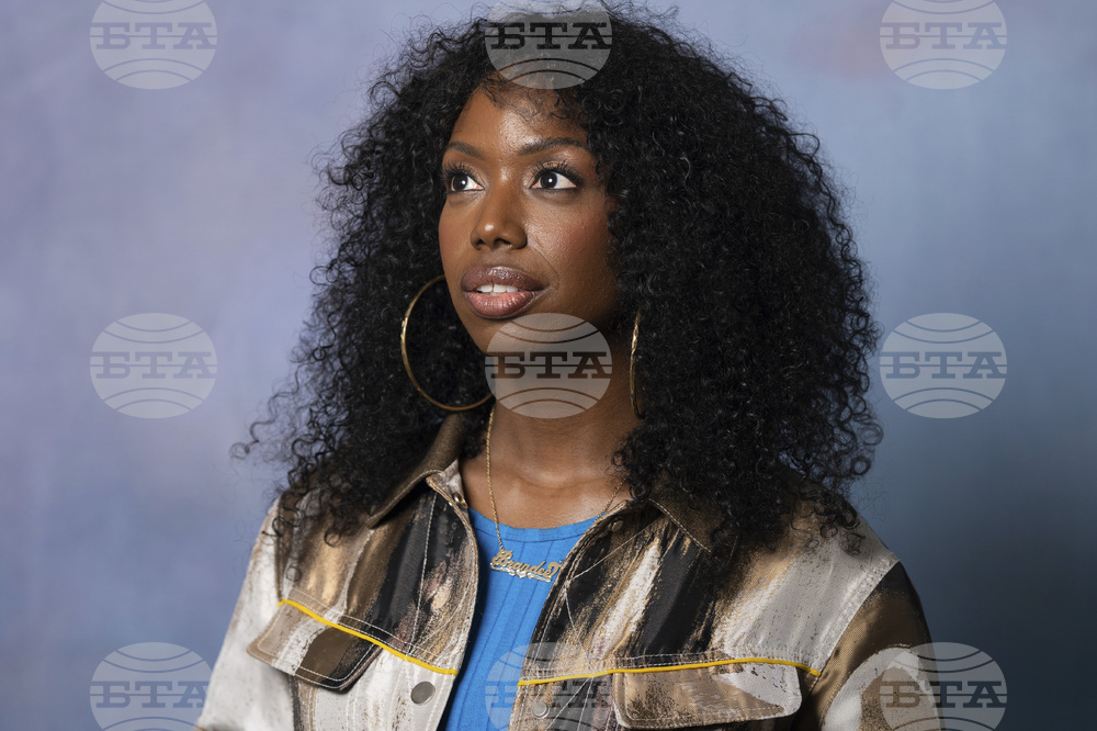 Brandee Younger Portrait Session