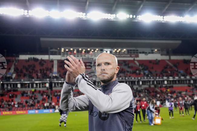 Бившият национал на САЩ Брадли е назначен за старши треньор на Ню Йорк Ред Булс