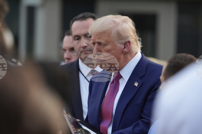 АФП: Израелските удари по Иран са и поражение за Тръмп