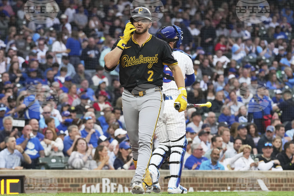 Pirates Cubs Baseball