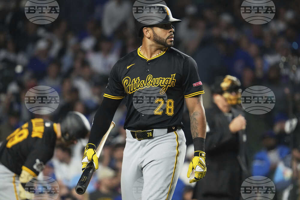 Pirates Cubs Baseball