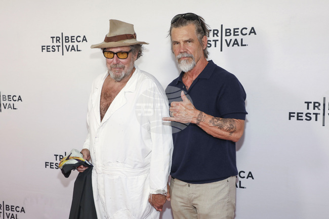 Американският режисьор Джулиан Шнабел ще получи почетна награда на кинофестивала във Венеция