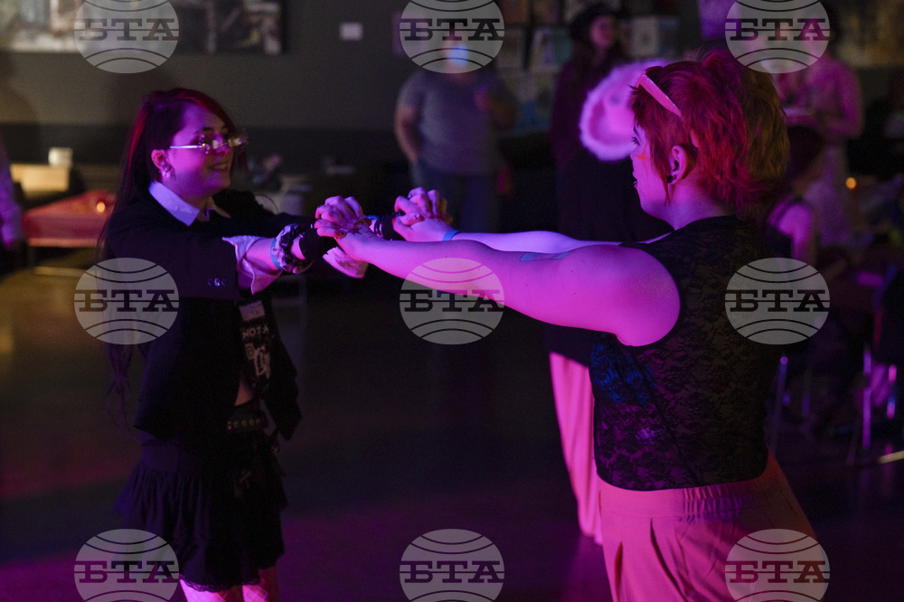 Queer Youth Prom Photo Essay