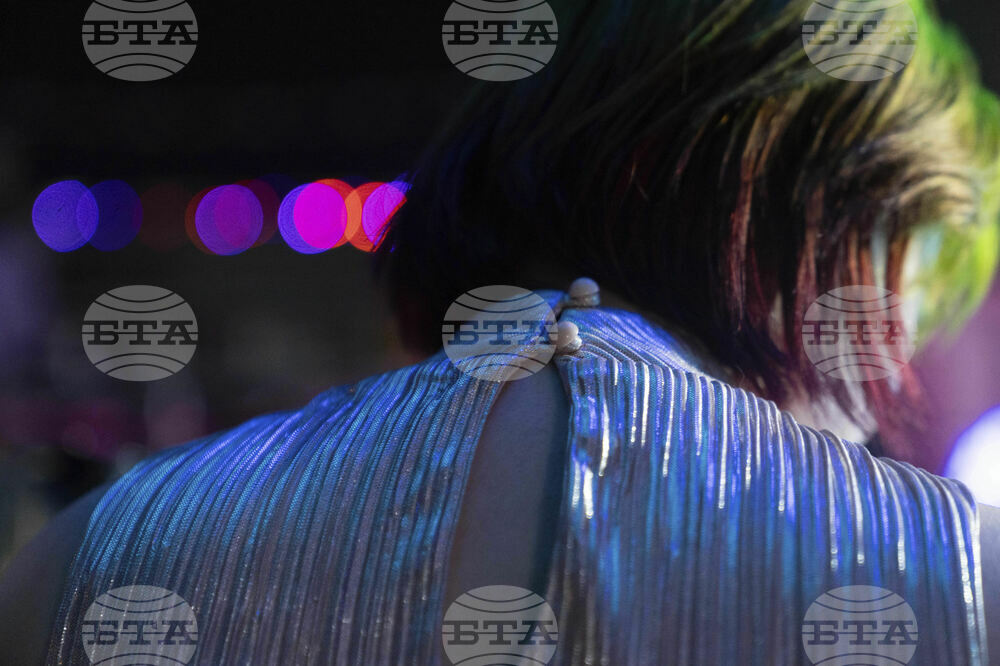 Queer Youth Prom Photo Essay