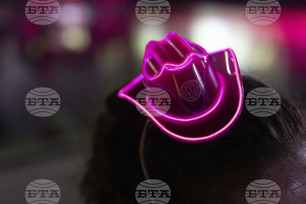 Queer Youth Prom Photo Essay