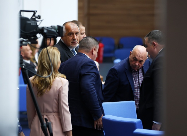 Даниел Митов е изпратен в МВР, за да направи така, че министерството да работи добре с гражданите, каза Бойко Борисов