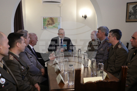 Румъния - Румен Радев - български офицери