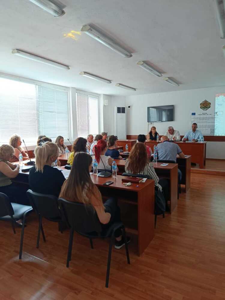 Проект за разделно събиране и рециклиране на биоразградими отпадъци на стойност над 1 млн. лв. представиха в община Каспичан