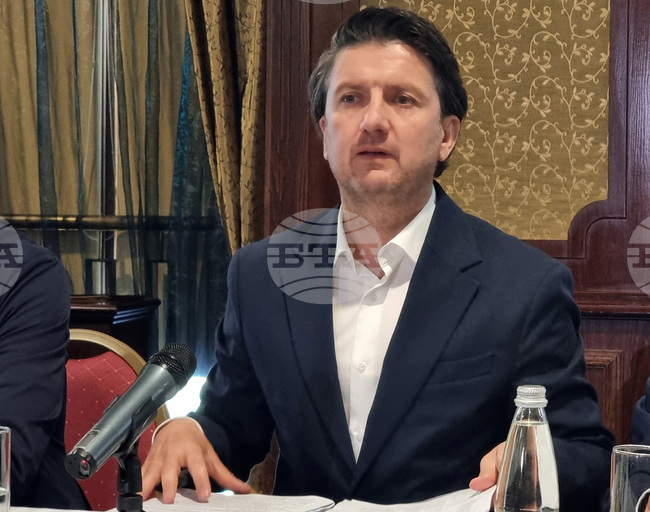 Туризмът е част от отговора за разрешаване на проблема с демографската криза, каза министър Боршош