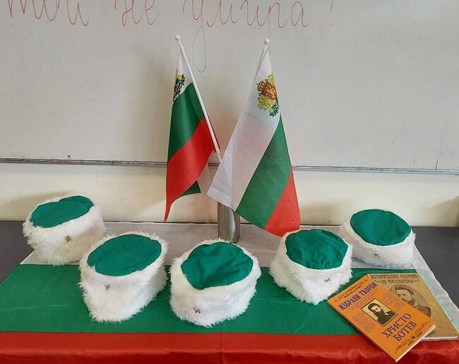 Урок, посветен на Христо Ботев, се състоя в Българското училище „Иван Вазов“ в Престън и Ланкастър