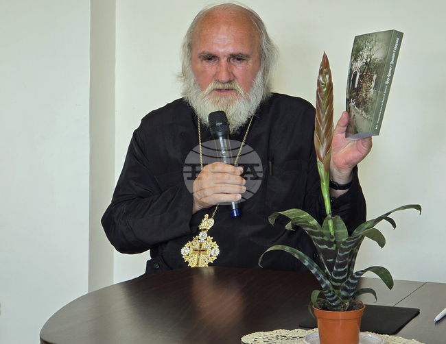 Във Видин представиха документалната книга „През бурите с Христос в сърцата“