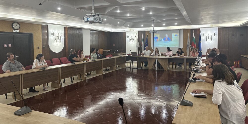 Община Русе, представители на бизнеса и граждани обсъдиха организацията на предстоящия 4-ти Празник на торта Гараш